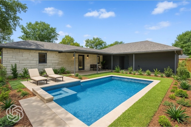 2114 Lazybrook Dr, Houston, TX 77008 - view of swimming pool featuring a patio area