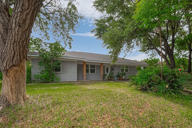 11903 Atwell Dr, Houston, TX 77035 - view of front facade featuring a front yard