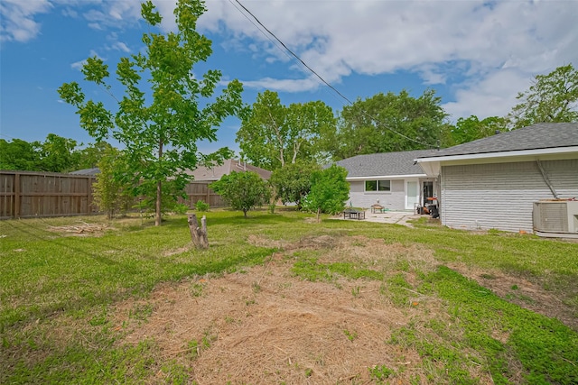 11903 Atwell Dr, Houston, TX 77035 - view of yard featuring a patio