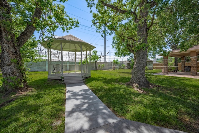 3042 Oak Forest Dr, Houston, TX 77018 - view of yard featuring a gazebo