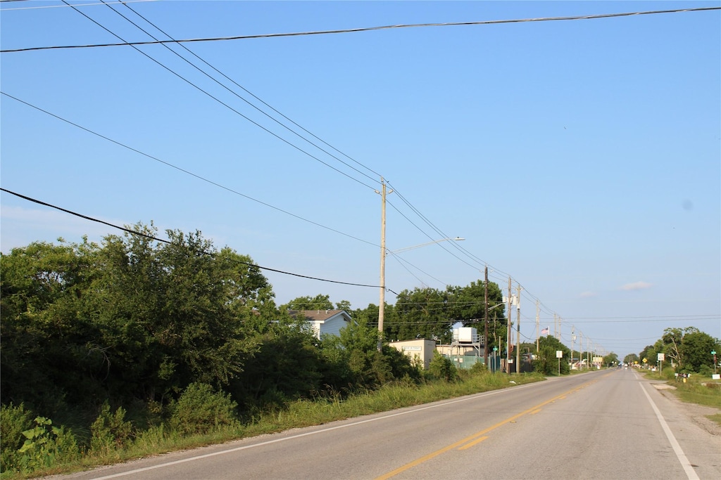 000 17th St, San Leon, TX 77539