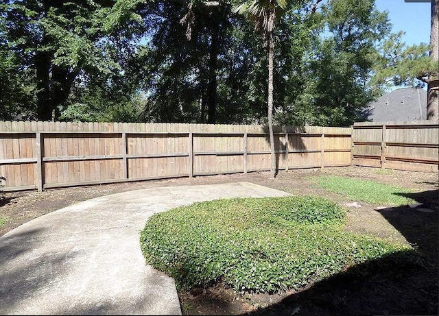 16007 Sailfin St, Crosby, TX 77532 - view of fenced backyard