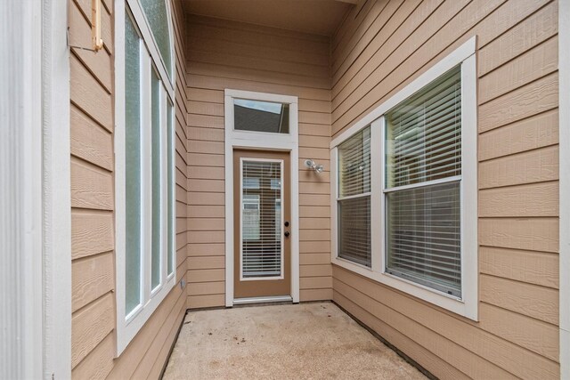 13014 Vivienne Westmoreland Dr, Cypress, TX 77429 - property entrance with a patio area