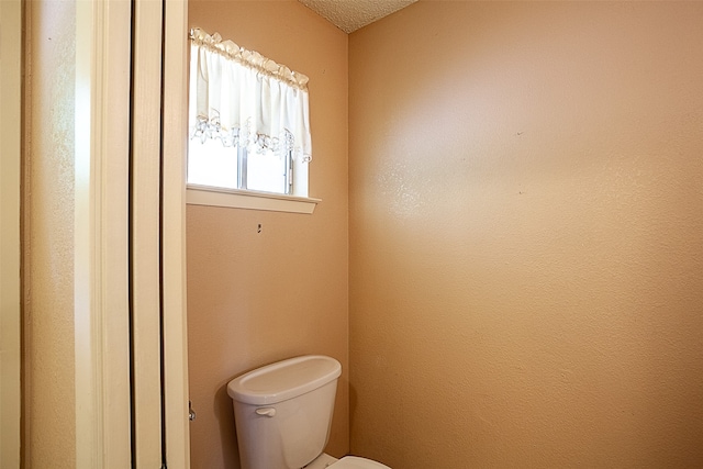 2812 Fairway Dr, Orange, TX 77630 - bathroom featuring toilet