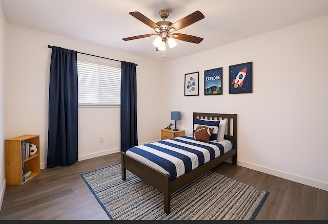 102 Banyan St, Lake Jackson, TX 77566 - bedroom featuring wood finished floors and ceiling fan