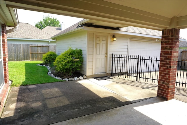 11714 Goldstream Ct, Tomball, TX 77377 - entrance to property with roof with shingles and a garage