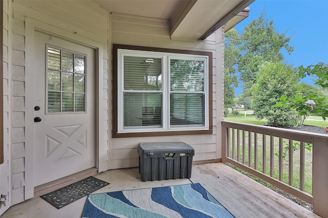 doorway to property featuring a porch
