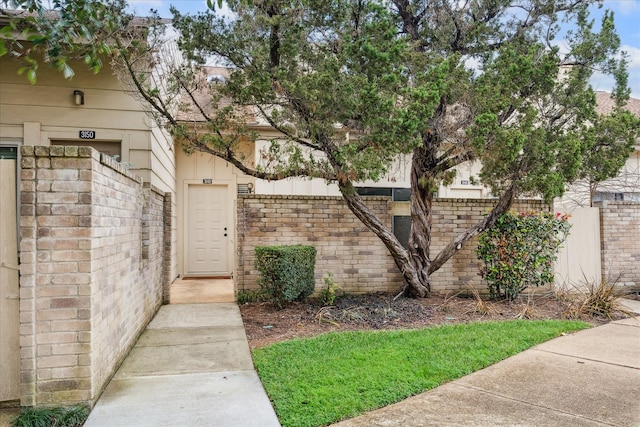 3148 Windchase Blvd Unit 442, Houston, TX 77082 - view of yard