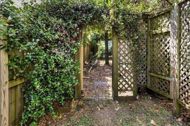 1427 Winnie St, Galveston, TX 77550 - view of yard featuring fence and a gate