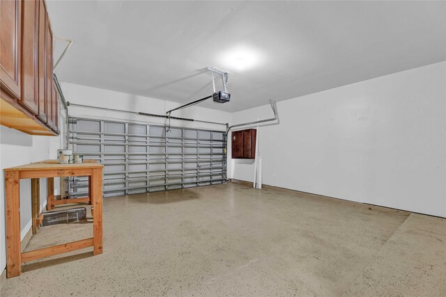 4418 Legends Bay Dr, Baytown, TX 77523 - garage featuring a garage door opener