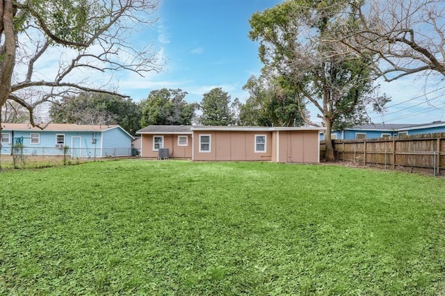 1009 Linden St, La Marque, TX 77568 - view of back of property