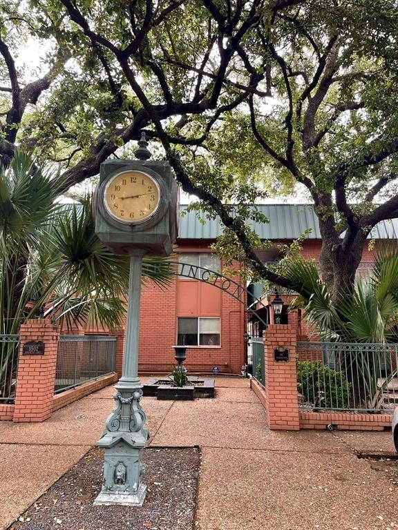 3502 Burlington St Unit 1, Houston, TX 77006 - photo 4