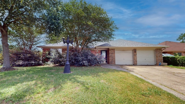 4618 Iroquois Dr, Pasadena, TX 77504 - photo 1