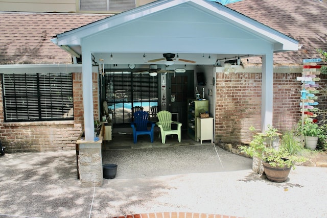 11615 Primwood Dr, Houston, TX 77070 - view of patio with a ceiling fan