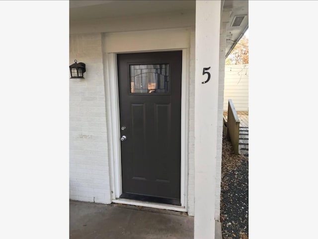 511 W Cleveland St, Alvin, TX 77511 - view of property entrance