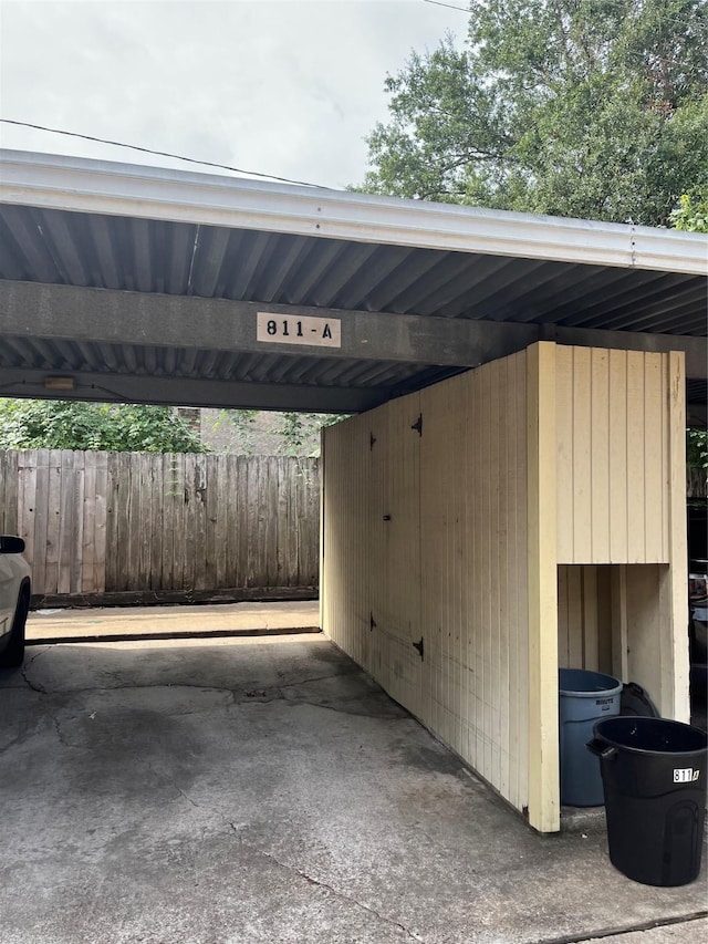 811 Wax Myrtle Ln Unit A, Houston, TX 77079 - view of parking / parking lot