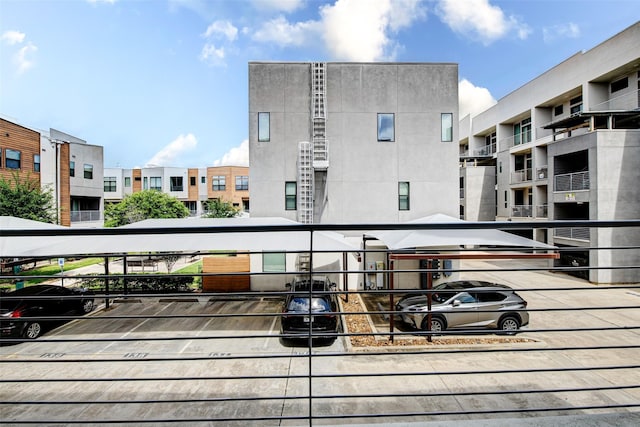 2401 Crawford St Unit C2B, Houston, TX 77004 - view of deck