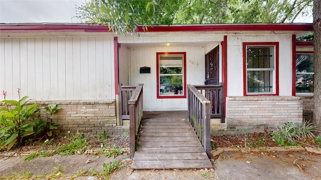 4618 Mallow St, Houston, TX 77051 - property entrance featuring brick siding