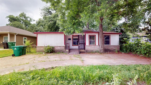 4618 Mallow St, Houston, TX 77051 - ranch-style house with brick siding