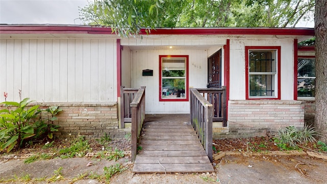 4618 Mallow St, Houston, TX 77051 - doorway to property with brick siding