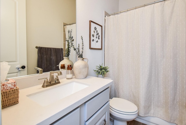 1907 Creekwood Cv, Missouri City, TX 77459 - full bath with vanity and toilet