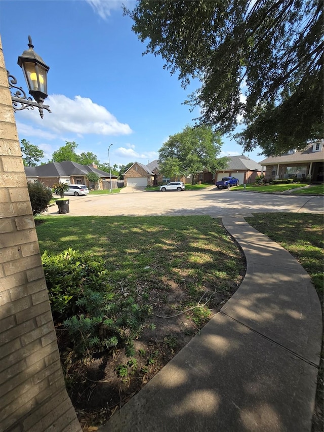 800 Mulligan Ct, Richmond, TX 77469 - view of yard with a residential view