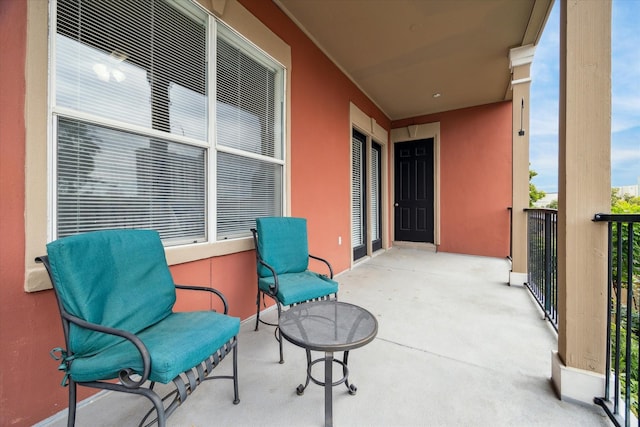 2400 Mccue Rd Unit 230, Houston, TX 77056 - view of patio / terrace featuring a balcony