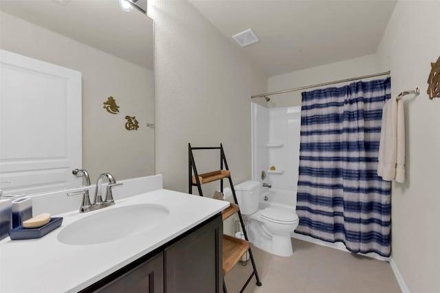 5335 Ivory Glass Dr, Katy, TX 77493 - full bath with vanity, toilet, tile patterned floors, and shower / tub combo with curtain
