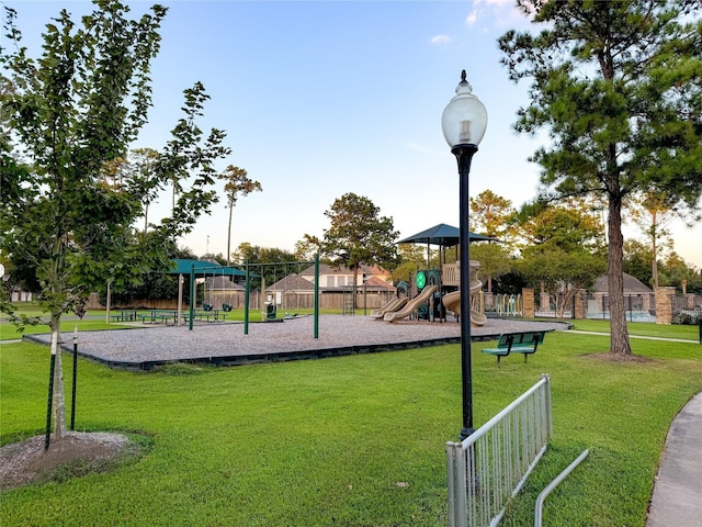 14306 Medlowe Ct, Cypress, TX 77429 - view of property's community