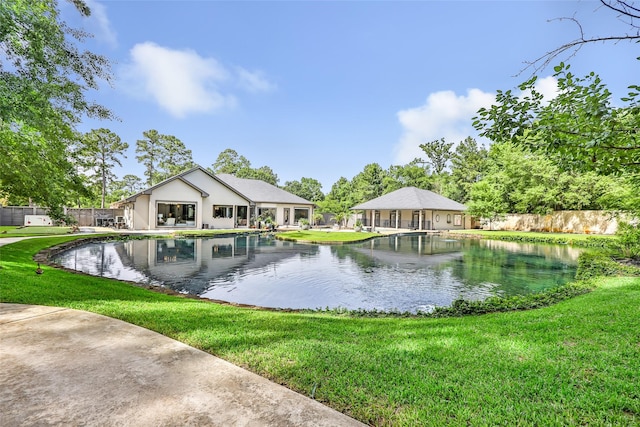 11 Turtle Cove Ct, Kingwood, TX 77346 - water view