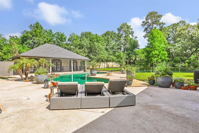 11 Turtle Cove Ct, Kingwood, TX 77346 - view of patio / terrace with view of wooded area