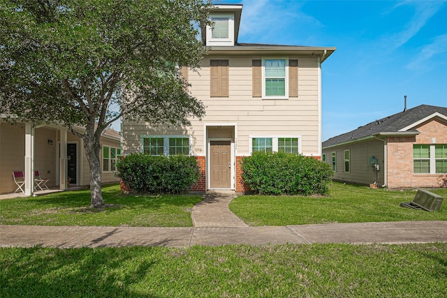 1526 Claremont Garden Cir, Houston, TX 77047 - view of front of property with a front lawn