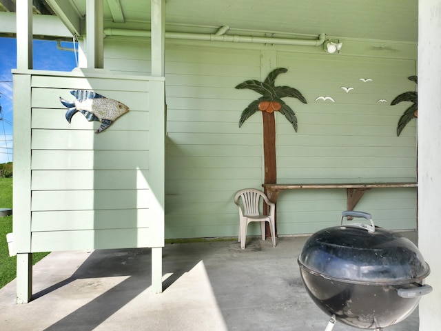 3229 Castle Dr, Crystal Beach, TX 77650 - view of patio