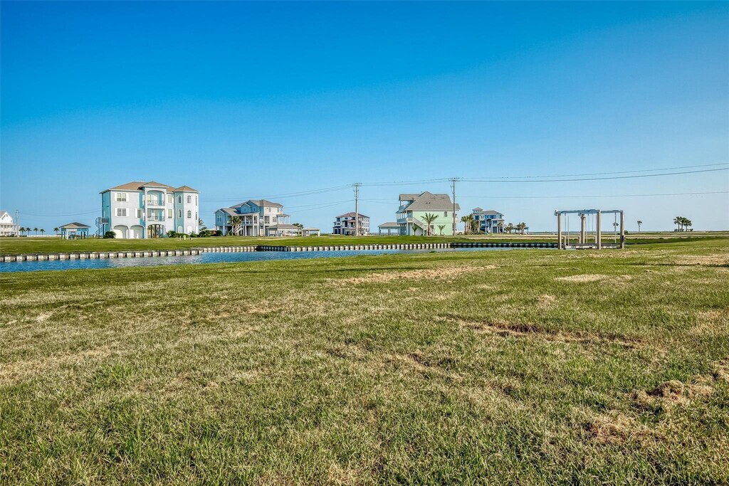 6 Marathon, Hitchcock, TX 77563