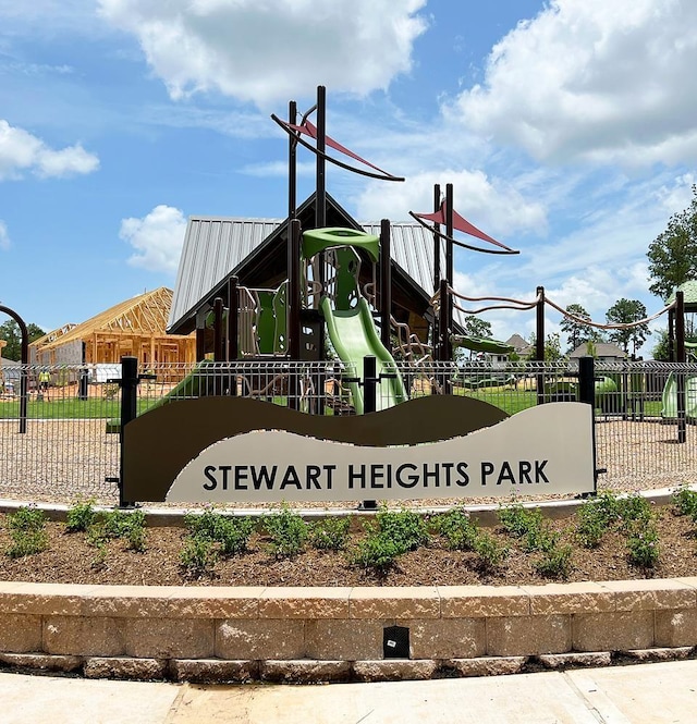 208 Cider Gum Pl, Montgomery, TX 77316 - community play area with fence