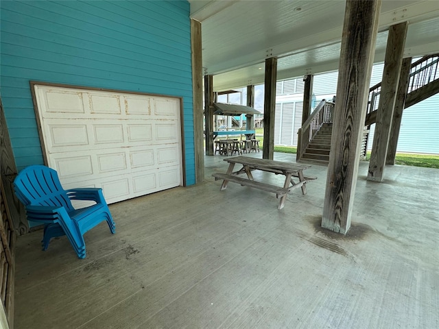 2029 Idyle Vw, Crystal Beach, TX 77650 - view of garage