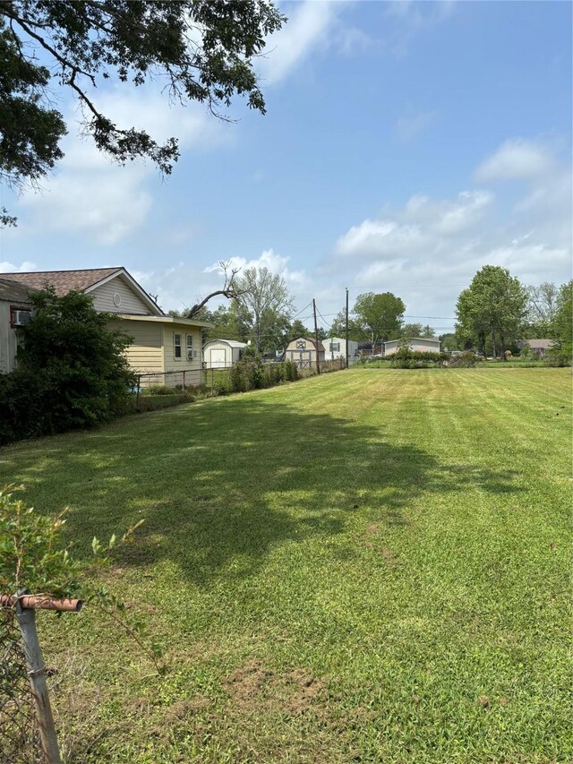 2501 Barbers Hill Rd, Highlands, TX 77562 - photo 4