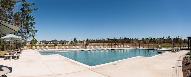 14690 Hereford Grove Ln, Montgomery, TX 77316 - community pool with a patio area