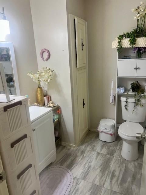 17102 Dewgrass Dr, Houston, TX 77060 - bathroom featuring toilet