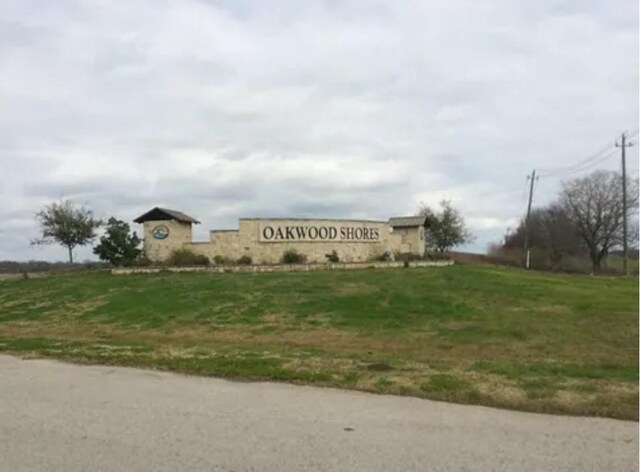 2810 Oakwood Trl, Richwood, TX 77515 - photo 6