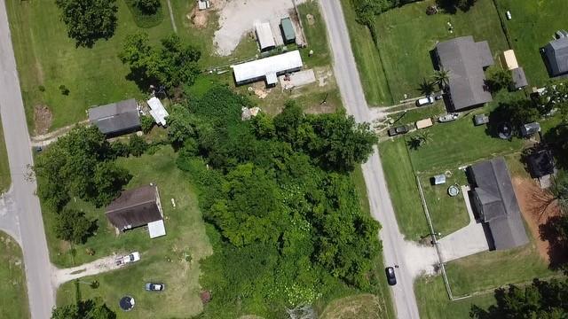 0 Alaska Dr, Angleton, TX 77515