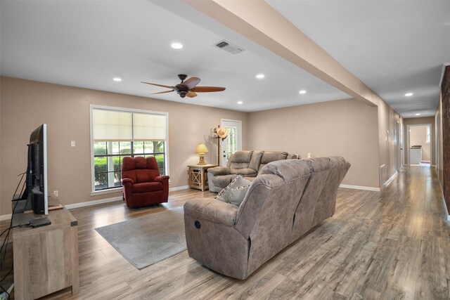 416 State Highway 21 E, Crockett, TX 75835 - living room with a ceiling fan, wood finished floors, baseboards, and recessed lighting