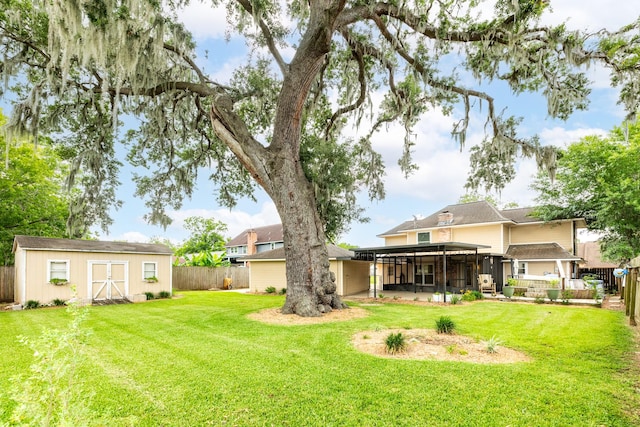 333 Banyan Dr, Lake Jackson, TX 77566 - view of yard featuring a sunroom