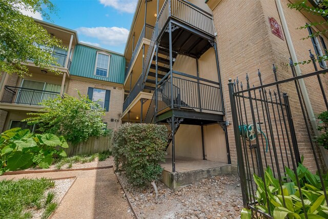 4515 Briar Hollow Pl Unit 307, Houston, TX 77027 - view of property