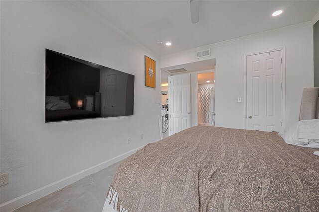 4515 Briar Hollow Pl Unit 307, Houston, TX 77027 - unfurnished bedroom featuring crown molding, baseboards, concrete flooring, recessed lighting, and a ceiling fan