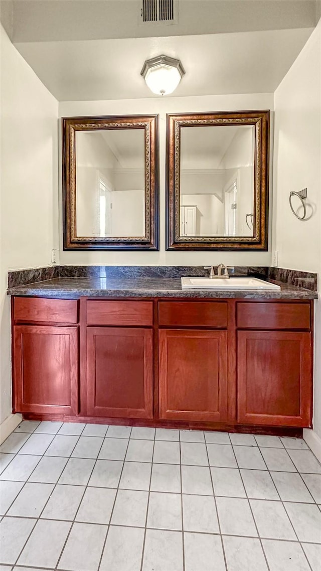 2121 El Paseo St Unit 1511, Houston, TX 77054 - full bath with double vanity and tile patterned floors