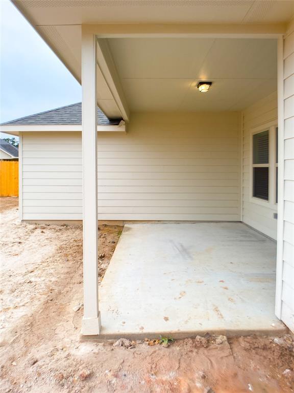 27315 Blue Pool Dr, Katy, TX 77493 - view of patio / terrace