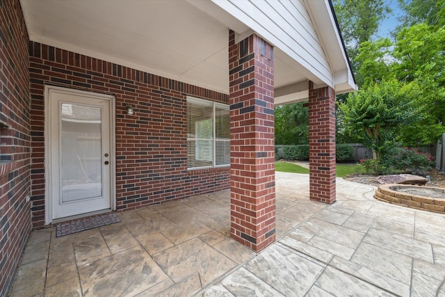 5111 Maple Hill Trl, Houston, TX 77345 - view of patio / terrace featuring fence