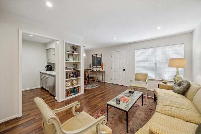 606 Marshall St Unit C2, Houston, TX 77006 - living area featuring dark wood-style floors, baseboards, and recessed lighting