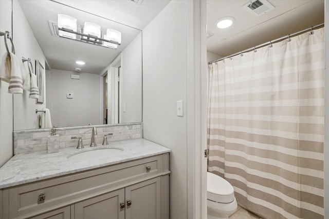 606 Marshall St Unit C2, Houston, TX 77006 - bathroom with toilet and vanity